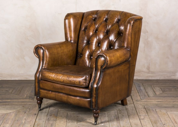 Kursi Kulit Bergaya Vintage